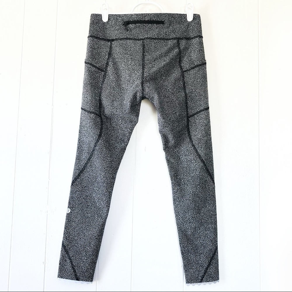 Lululemon Tight Stuff Crop